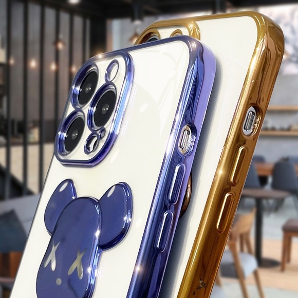 Electroplate Gold Violent Bear in Transparent Background iPhone Case - Picture 4 of 7